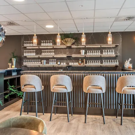فندق Kongens Ege 4*